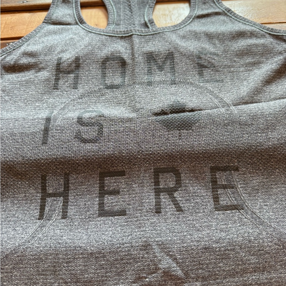 Lululemon Swiftly Tech Tank Special Edition ^Home is Canada Here^